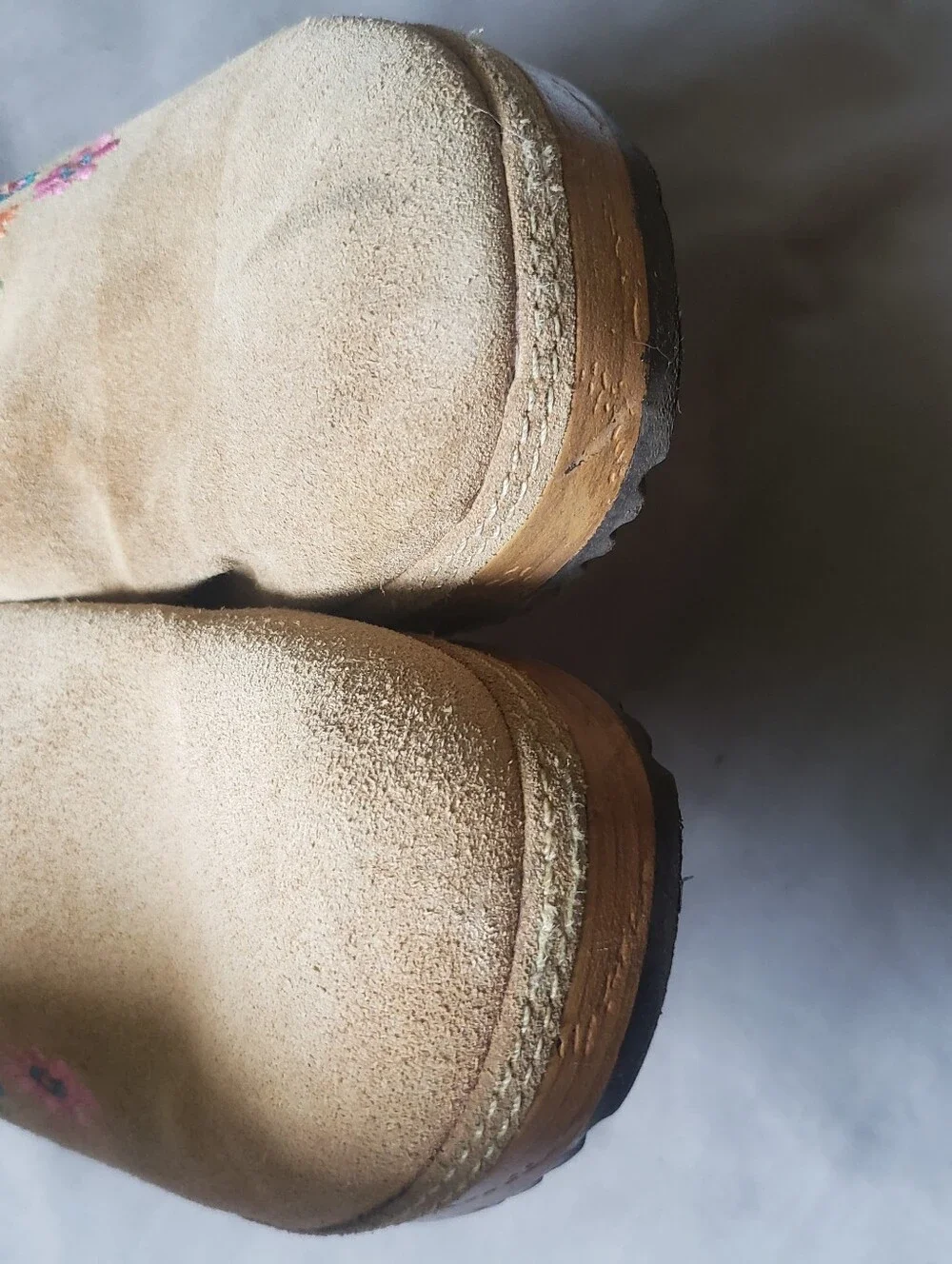 Faded Glory Girls Size 1 Beige Suede Slip-On Mules with Floral Embroidery